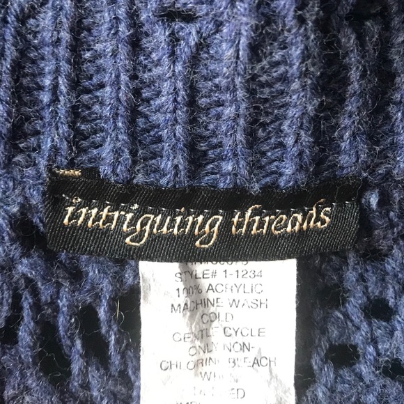 Short Sleeve Sweater - Picture 7 of 8